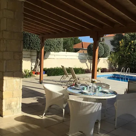 Rossa Villa *